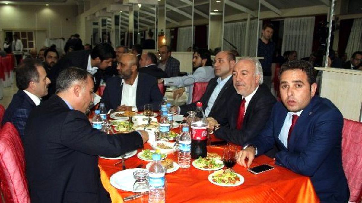 Belediye Başkanı Kamil Saraçoğlu\'ndan Vefa Gecesi