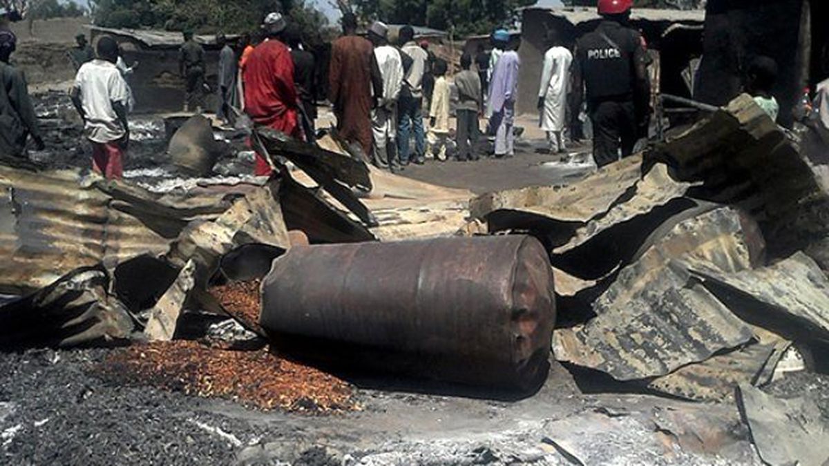 Boko Haram Camide 2 Bomba Patlattı: 42 Ölü