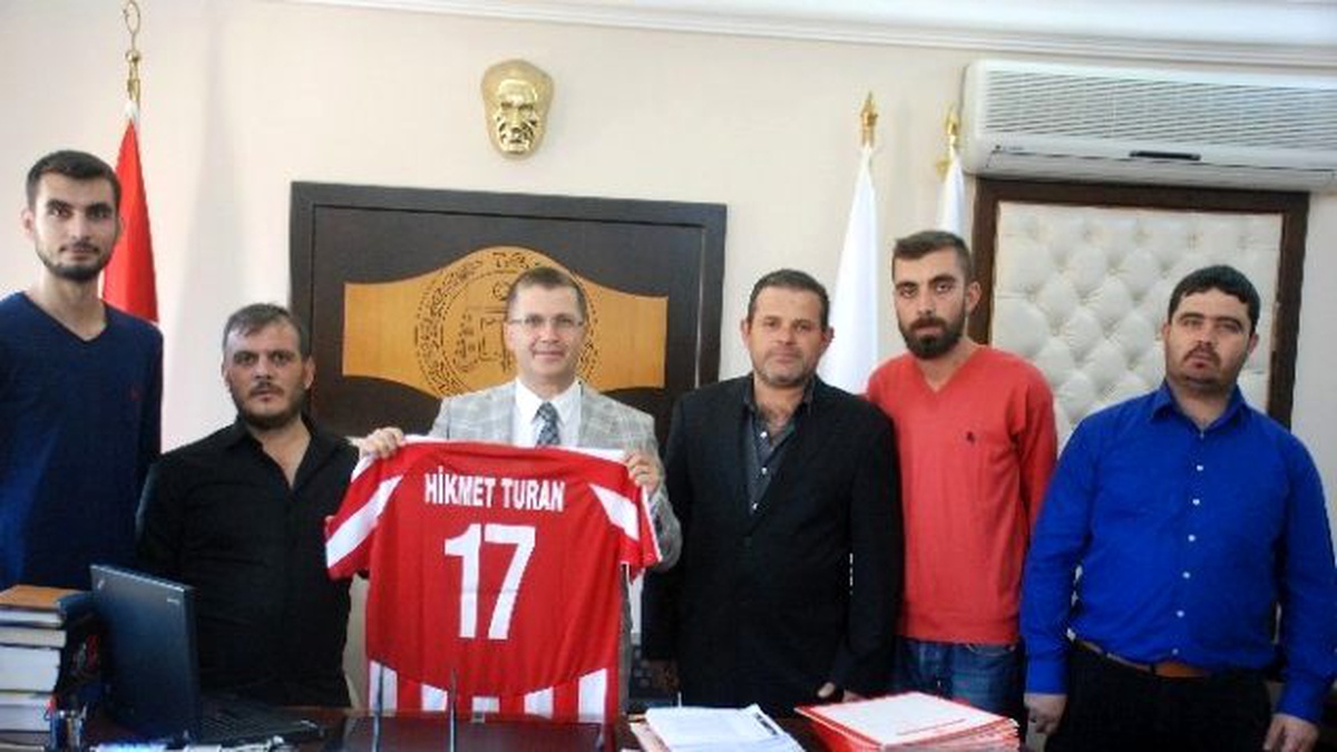 Dardanelspor Taraftarlarından Başsavcı Turan\'a Ziyaret
