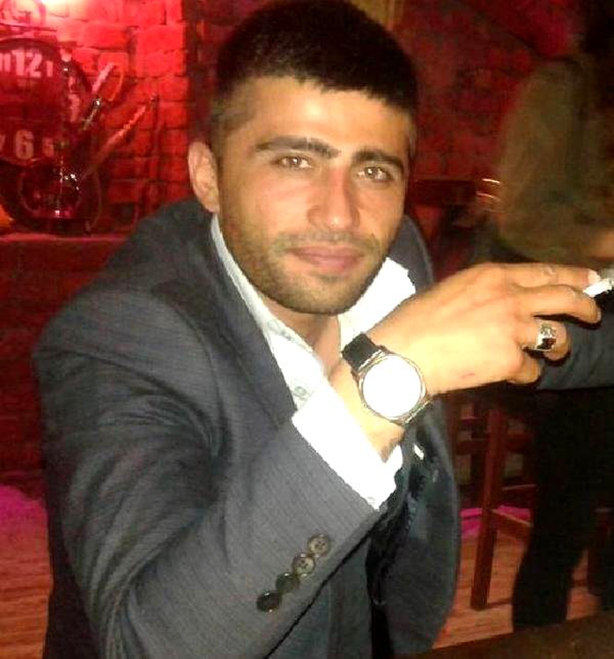 Eşi ile Gittiği Lokantanın Sahibini Öldürdü