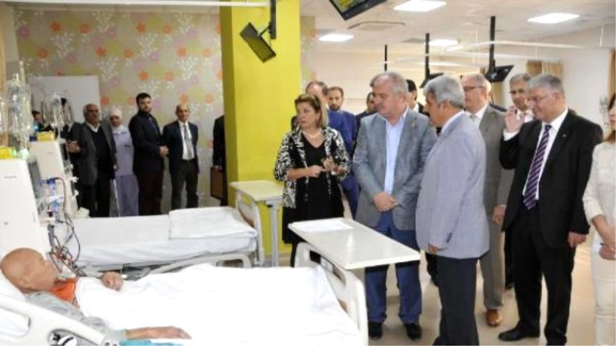 Kocaeli Üniversitesi Hemodiyaliz Ünitesi 627 Bin Liralık Bağışla Yenilendi