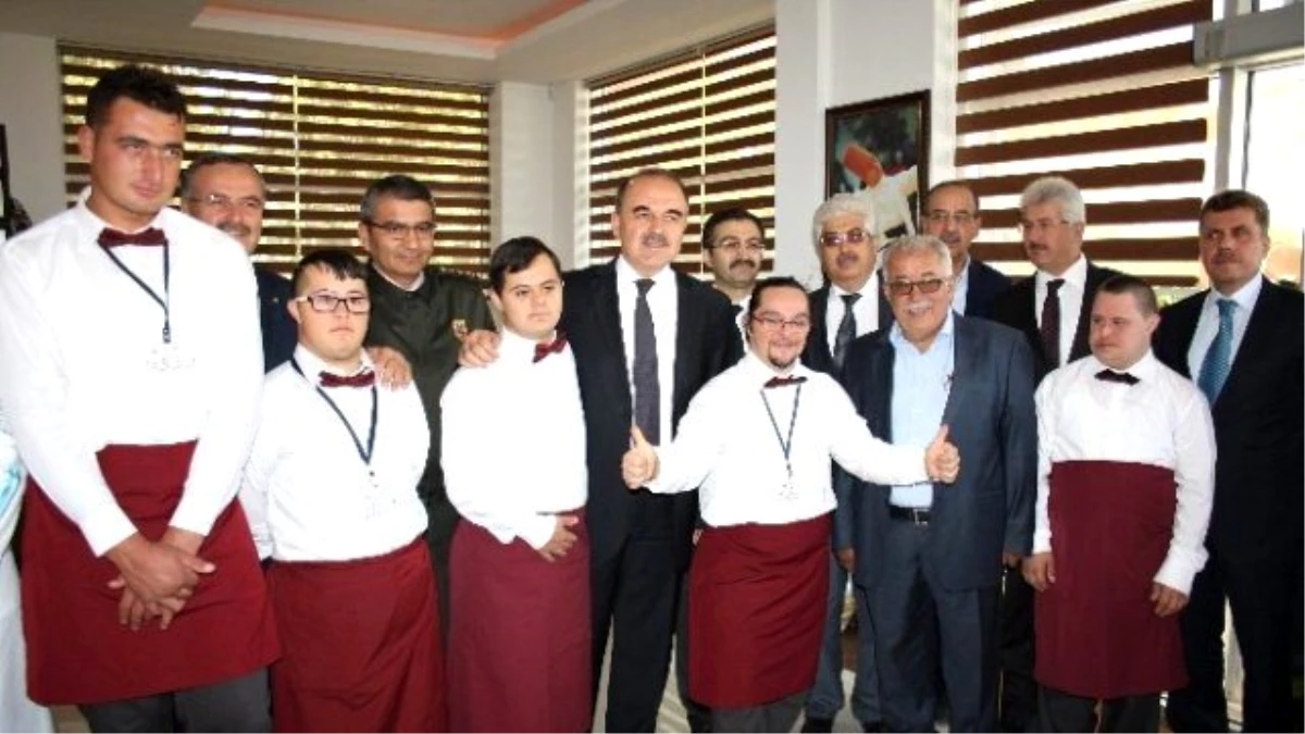 Konya Down Kafe ve Bistro Hizmete Girdi