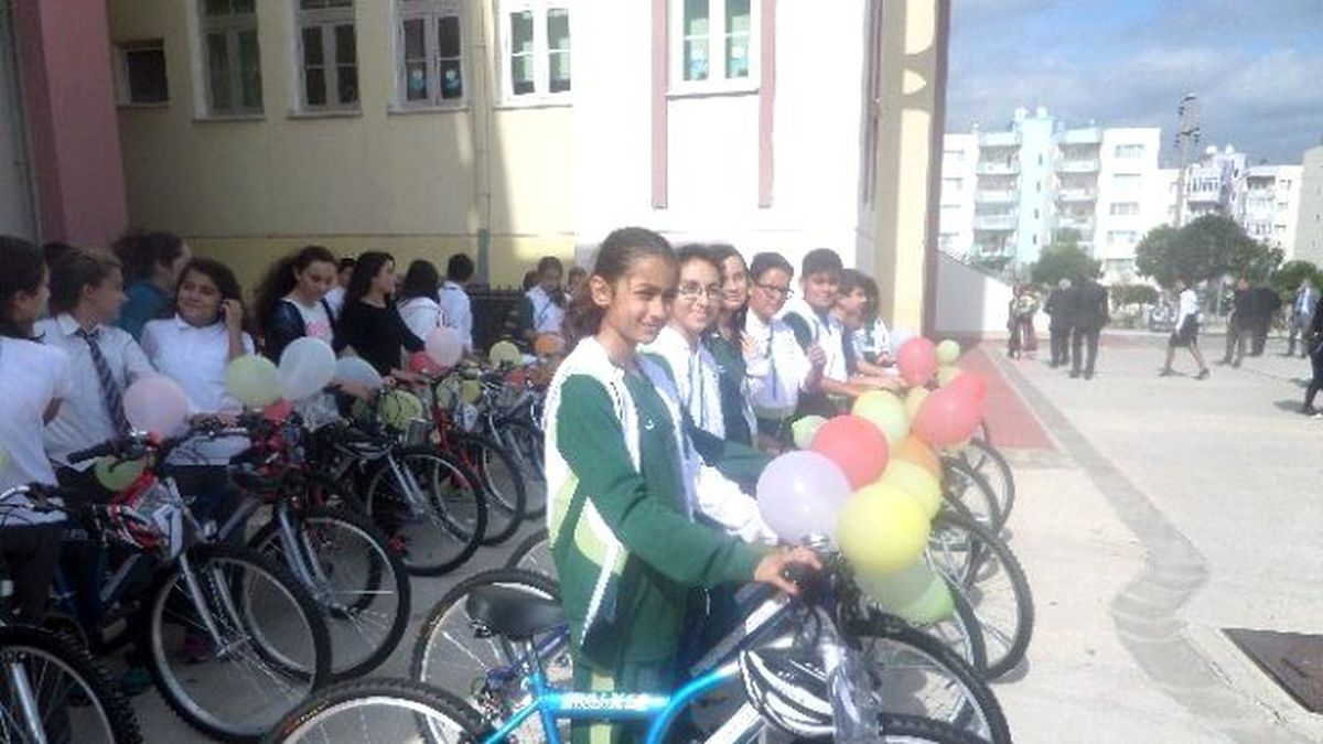 Okullara Bisikletleri Dağıtıldı