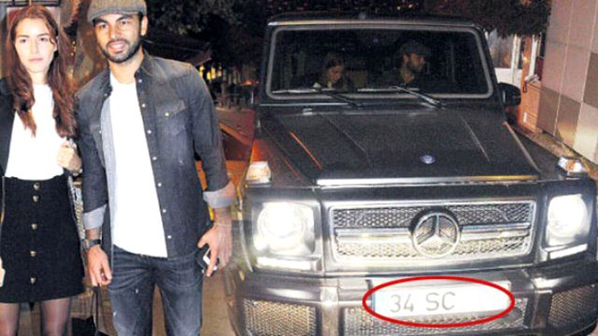 Selçuk İnan,1 Milyon TL'lik Yeni Oyuncağına Aşkını Yazdırdı