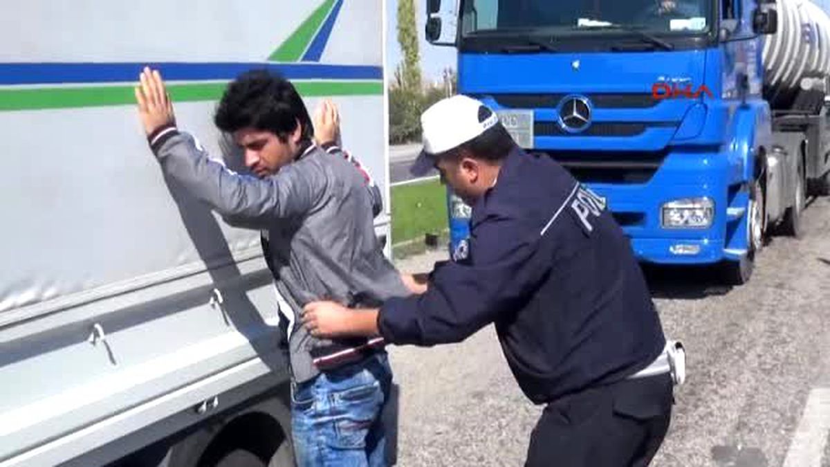 Aksaray - Nevşehir?den Çaldığı Kamyonetle Gezmek İçin Geldiği Aksaray?da Yakalandı