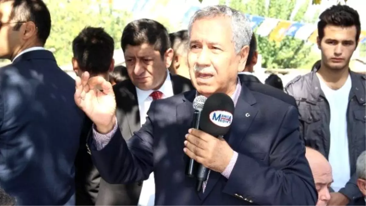 Arınç: "Aramıza Fitne Girdiğini Görüyorum"