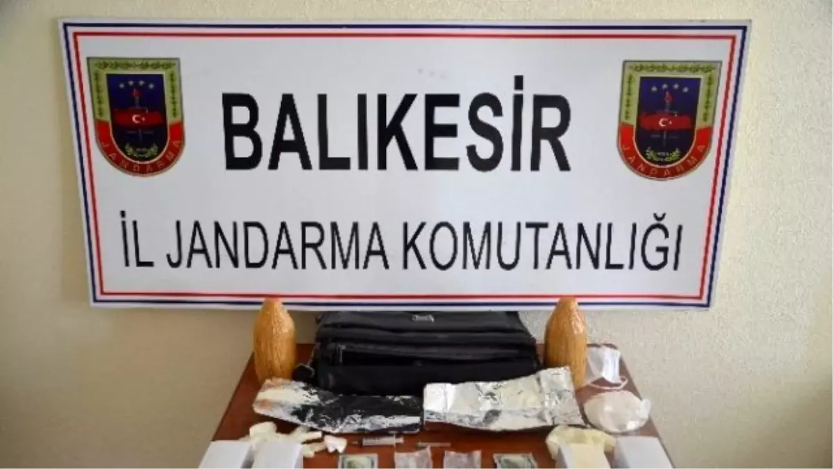 Dolar Üretiyoruz" Diyerek İş Adamlarını Dolandırdılar