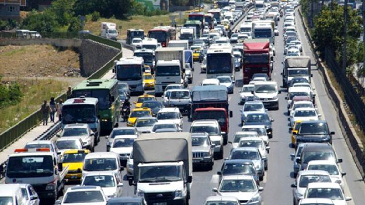 İstanbul'da Yarın Bazı Yollar Trafiğe Kapatılacak
