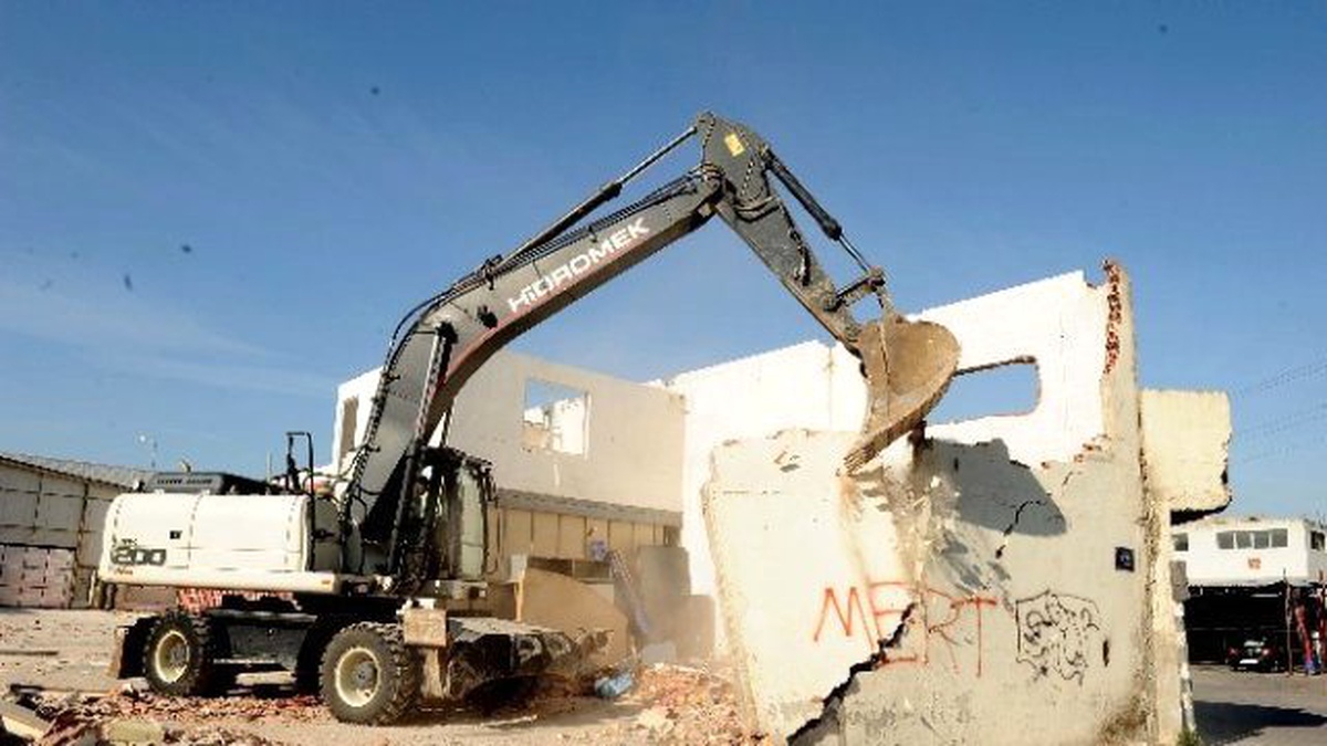 Karşıyaka\'da Kaçak Yapılara Göz Açtırılmıyor