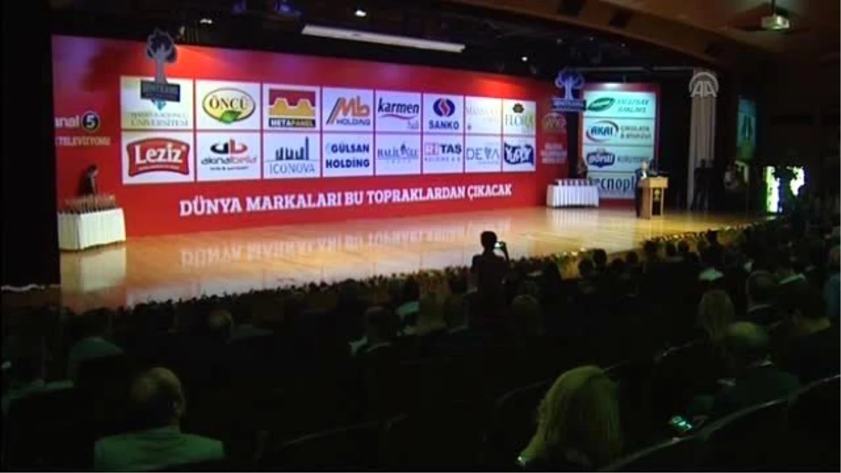 Ödül Töreninde MHP ile Ak Partililer Arasında Sözlü Tartışma
