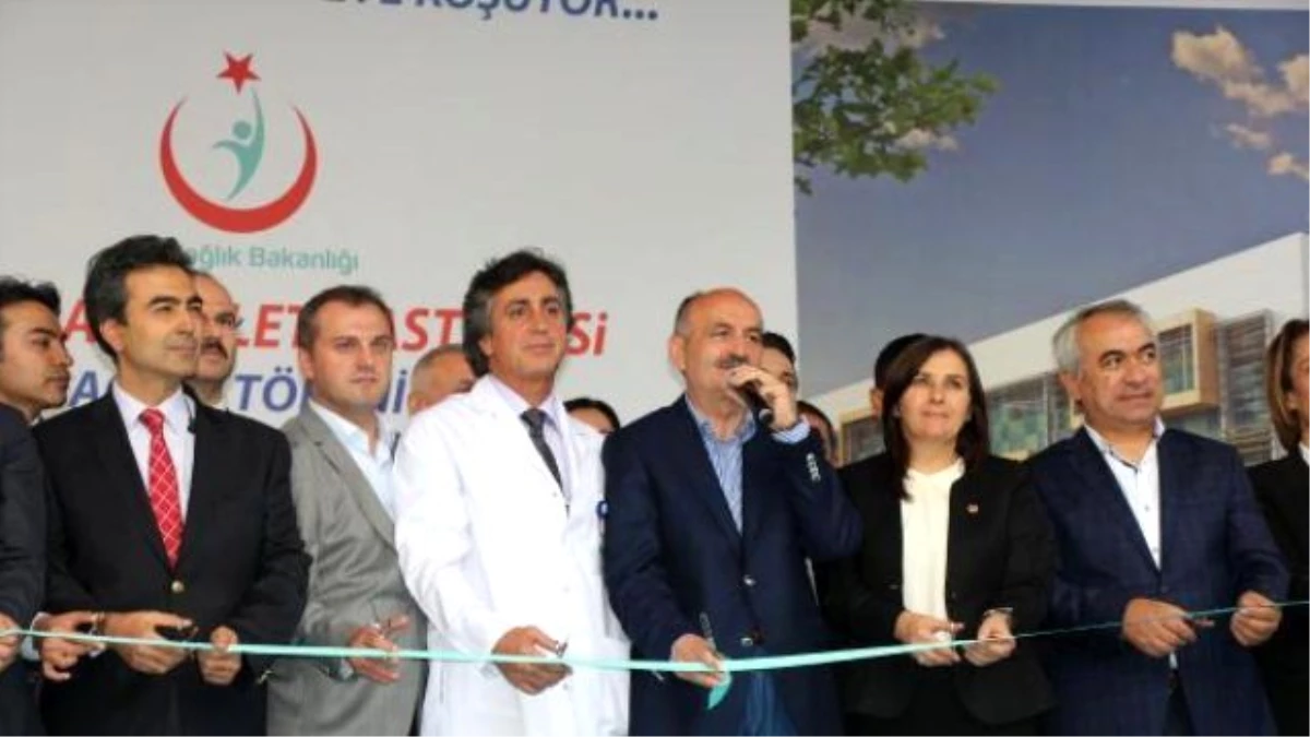 Sağlık Bakanı Müezzinoğlu: "Toplumsal İnfiali Büyütmeye Çalıştılar"