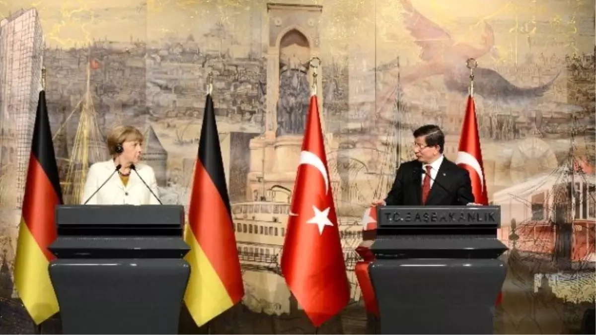 Angela Merkel: "17\'inci Faslı Açıp Adım Adım İlerleyebiliriz"