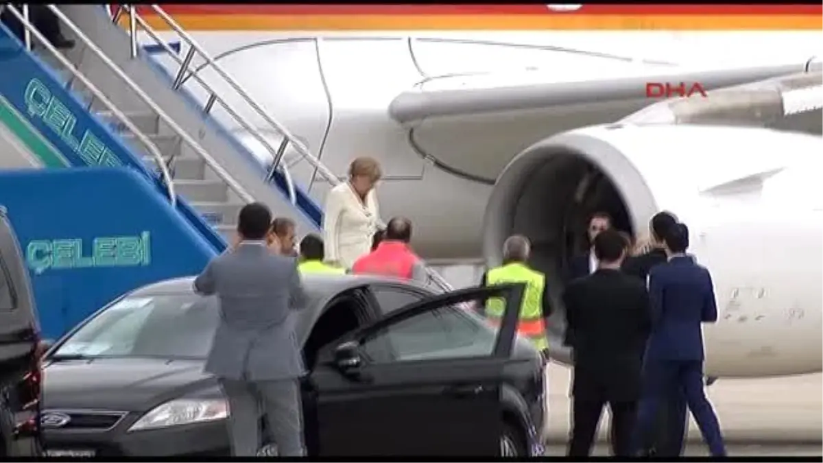 Angela Merkel İstanbul\'a Geldi....