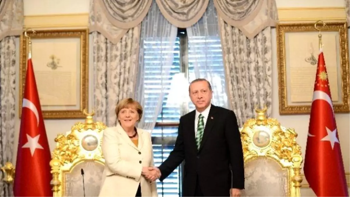 Angela Merkel: "Ziyaretimin Çok Faydalı Geçtiğini İfade Etmek İstiyorum"