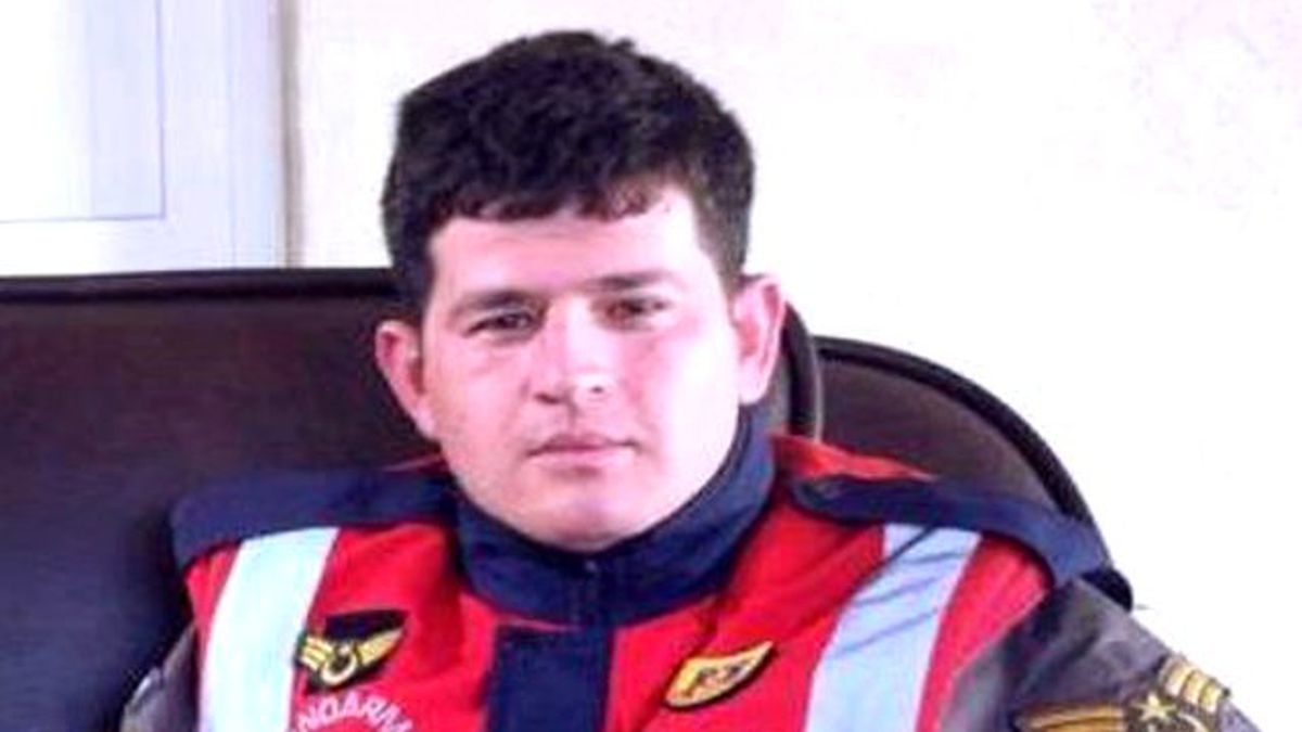 Antalyalı Astsubay Hakkari\'deki Çatışmada Yaralandı