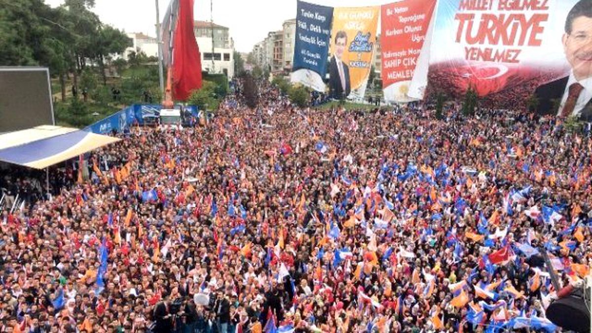 Başbakan Ahmet Davutoğlu\'nun Gebze Mitingi (1)