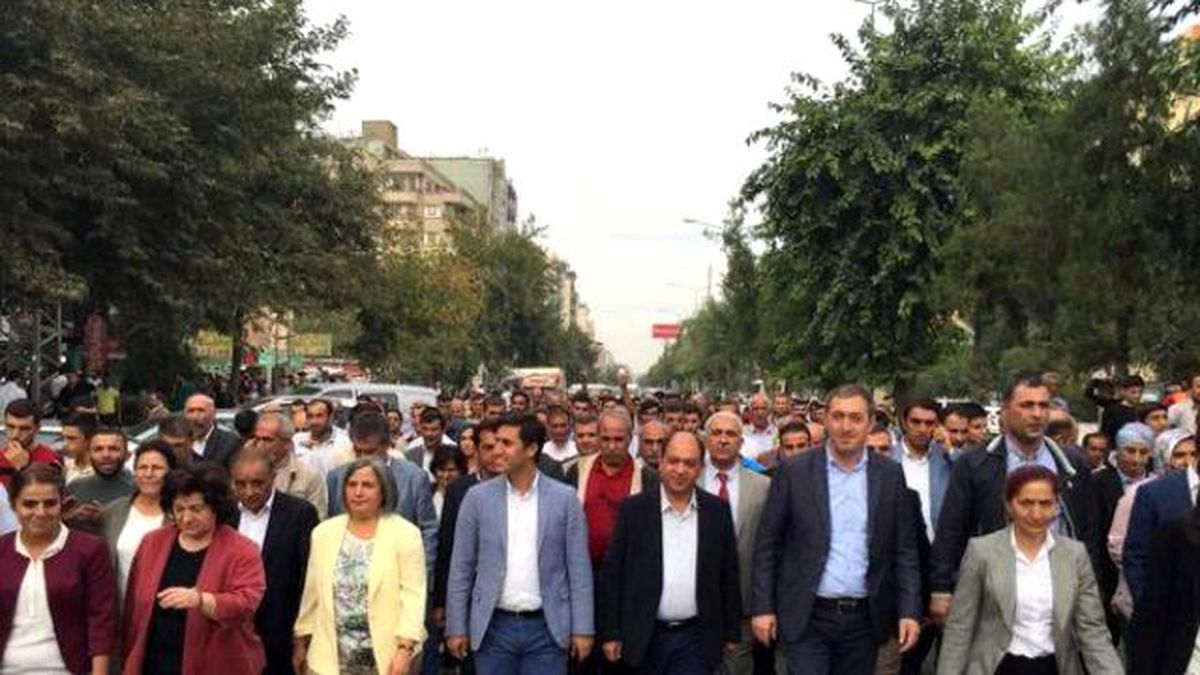 Dbp Eş Genel Başkanı Yüksek : Işid\'e Tek Bir Operasyon Yok