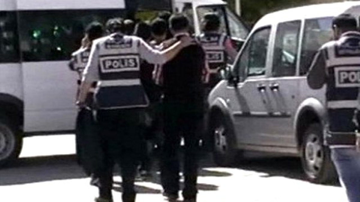 Diyarbakır\'da \'Joker\' Operasyonu: 43 Gözaltı