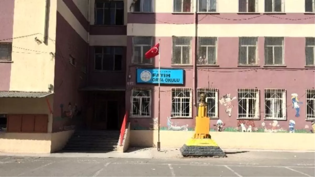 Diyarbakırlı Çocukların Bayrak Sevgisi