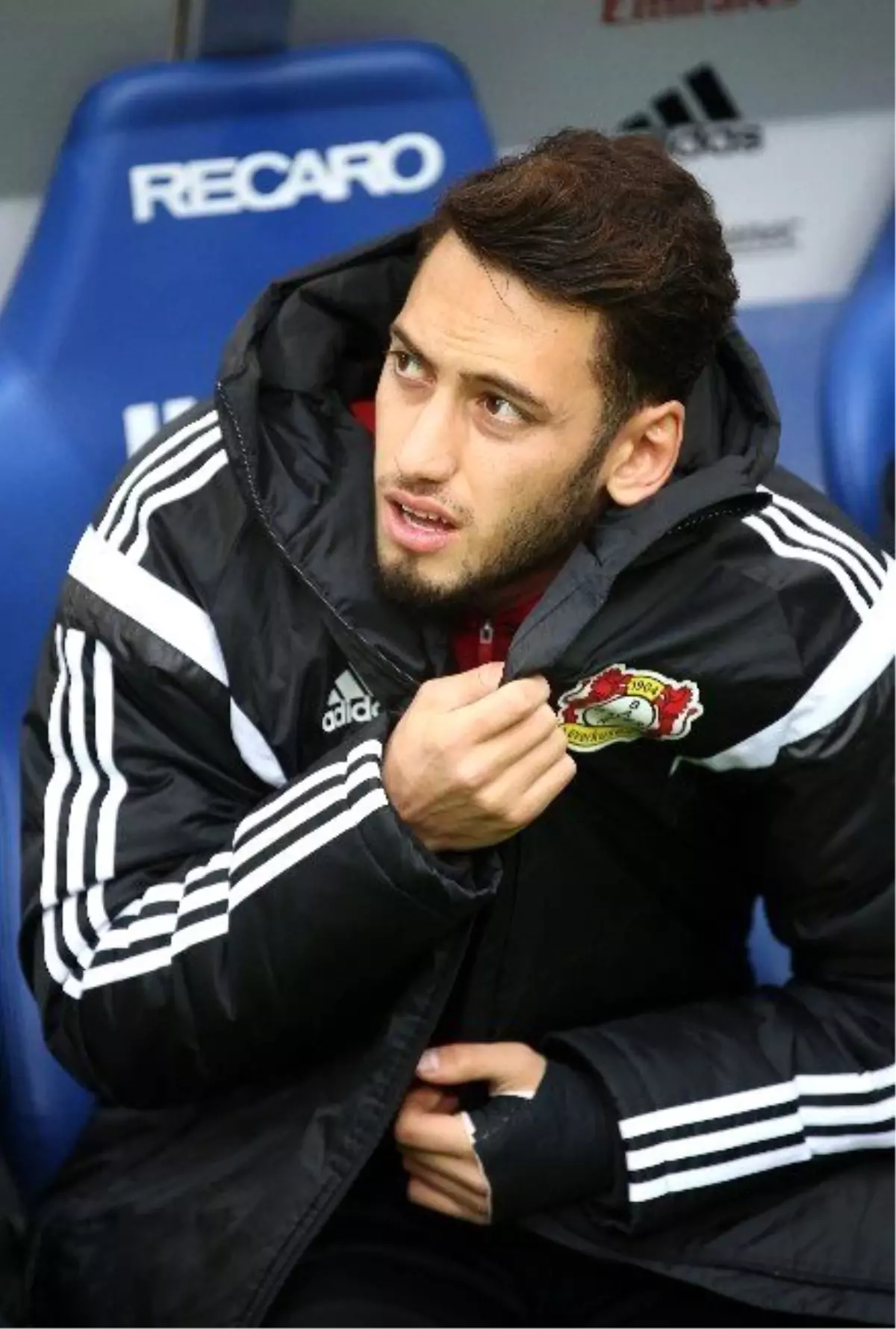 Hamburg Taraftarından Hakan Çalhanoğlu\'na Büyük Tepki