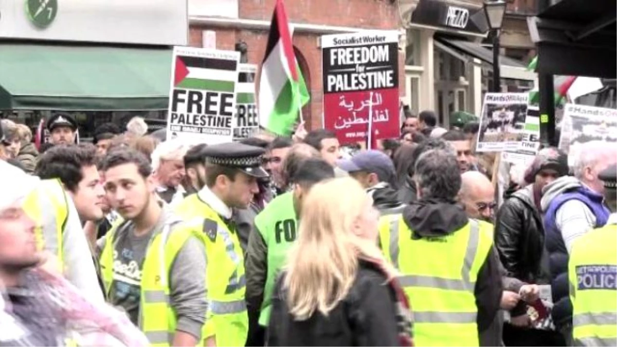 İsrail Londra\'da Protesto Edildi