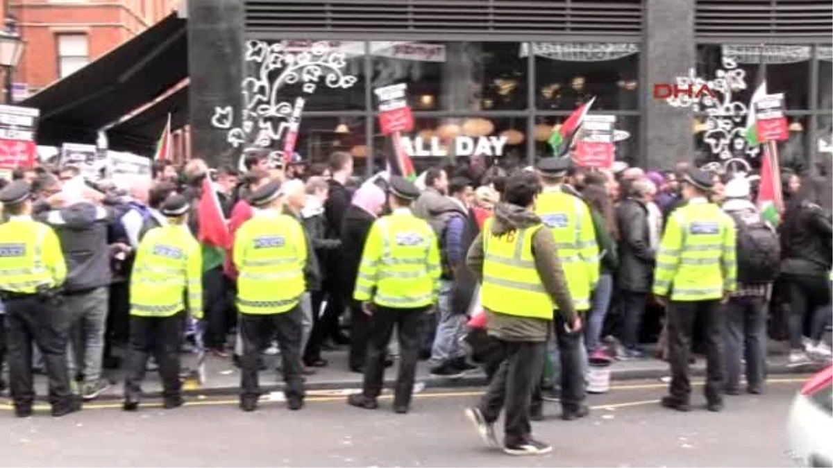 İsrail Londra\'da Protesto Edildi