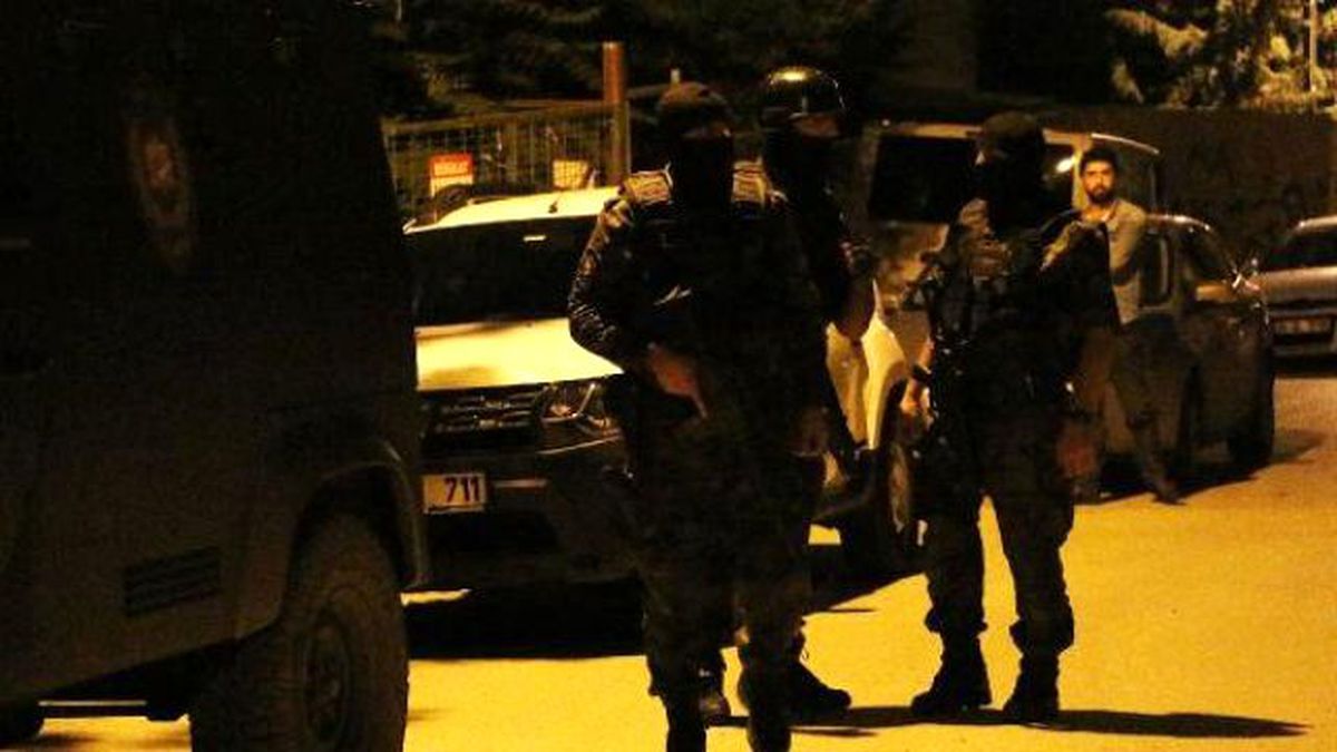 İstanbul\'da "Terör" Operasyonu