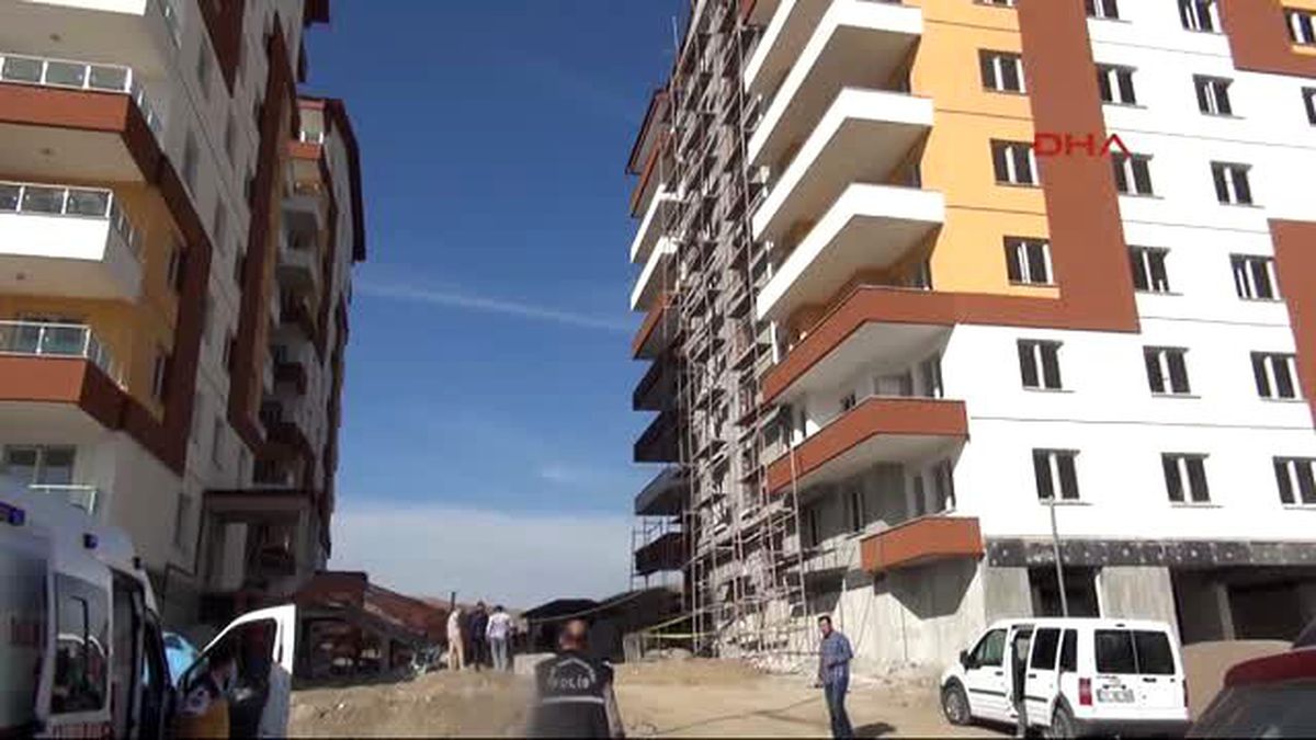 Kırıkkale Çatıdan Düşen İşçi Öldü