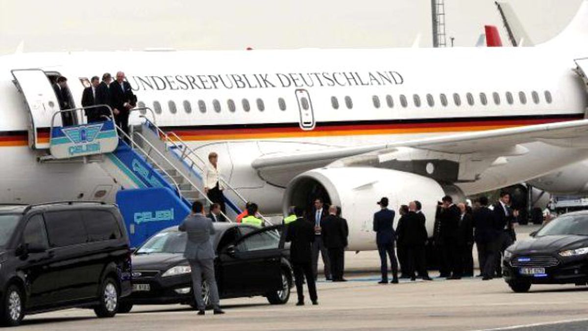Merkel İstanbul\'a Geldi