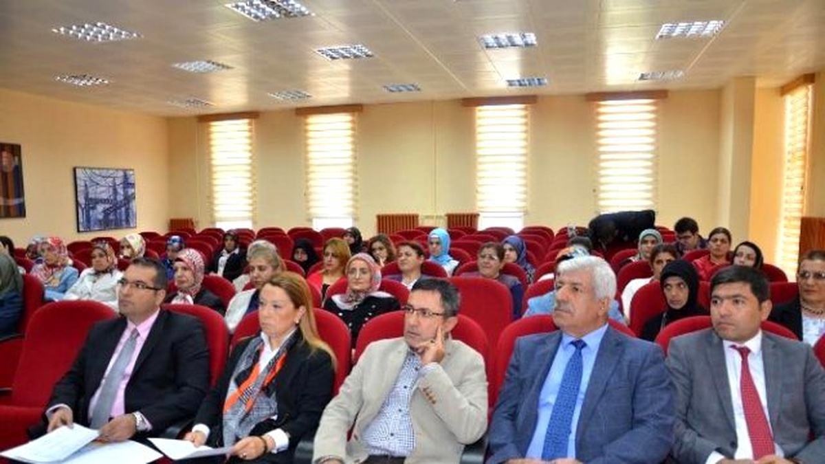 Anne Üniversitesi\'nde Yeni Dönem Eğitimleri Başladı