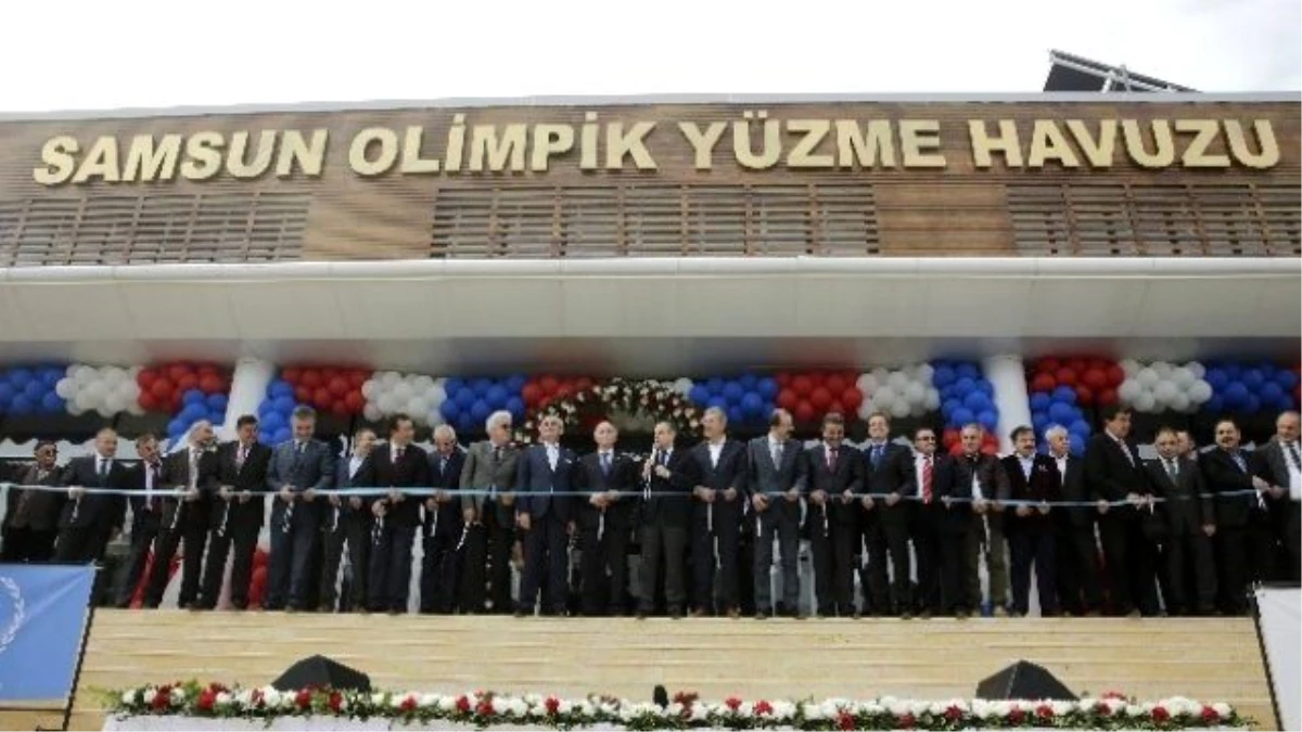 Bakan Kılıç, Atakum Olimpik Yüzme Havuzu\'nu Açtı