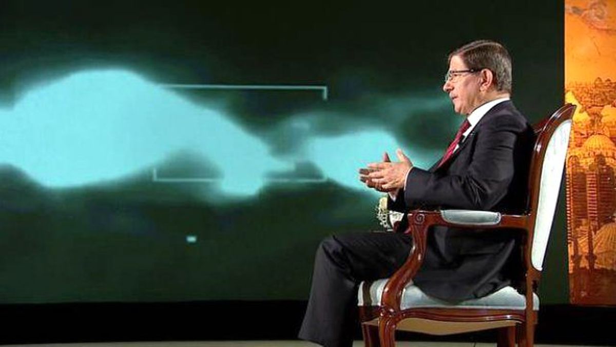 Başbakan Davutoğlu Masasındaki Son Anketi Açıkladı