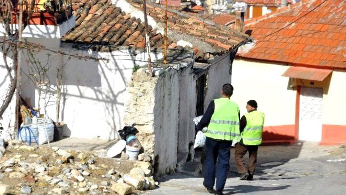 Efeler\'de 20 Bin Kişiye 3,8 Milyon TL Yardım Yapıldı