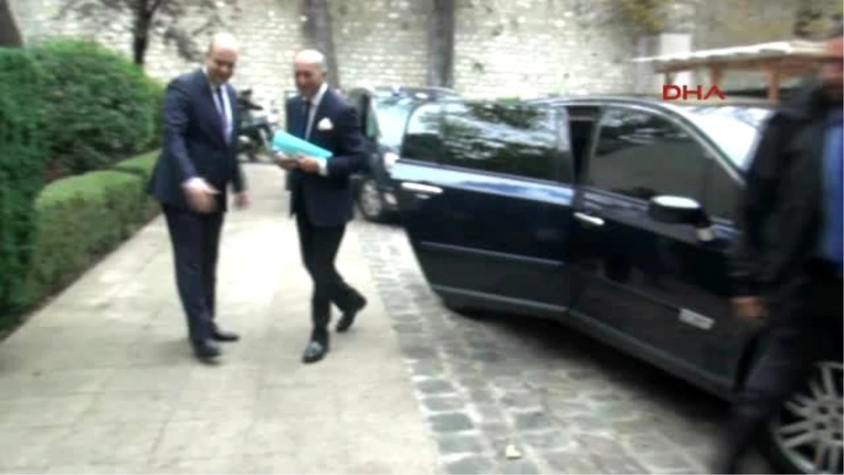 Fransa Dışişleri Bakanı Fabius, Türk Büyükelçiliği\'nde Çalışma Yemeğine Katıldı