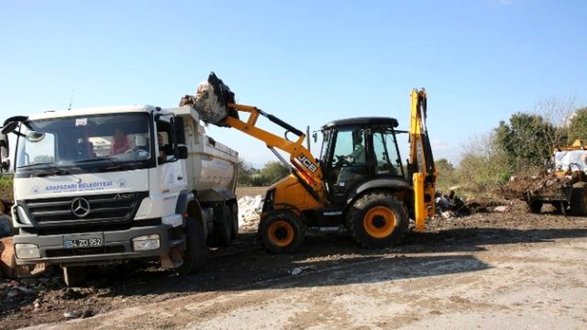 Hastane Yolundan 20 Kamyon Kaçak Hafriyat Toplandı