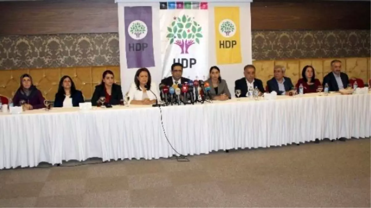 Hdp Diyarbakır Milletvekili Adayları Basınla Buluştu