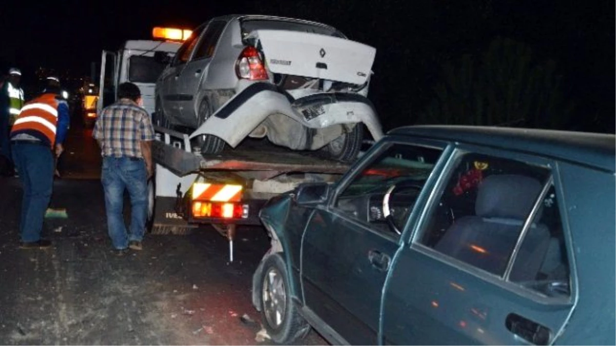 Manisa\'da Kaza: 5 Yaralı