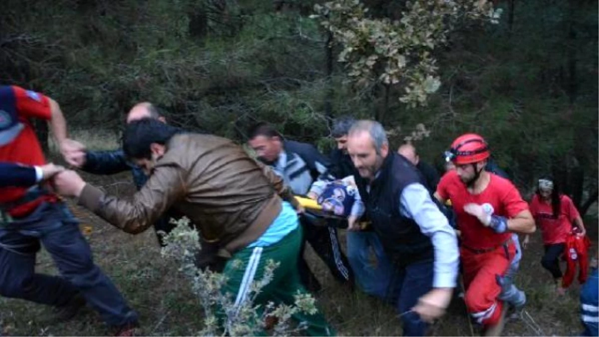 Mantar Toplarken Uçuruma Yuvarlandı Böyle Kurtarıldı