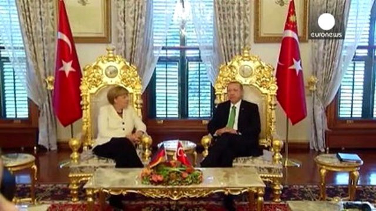 Merkel: "Türkiye ve AB Daha Yoğun ve İşbirliği İçine Girme Gerektiği Konusunda Mutabık Kaldık"