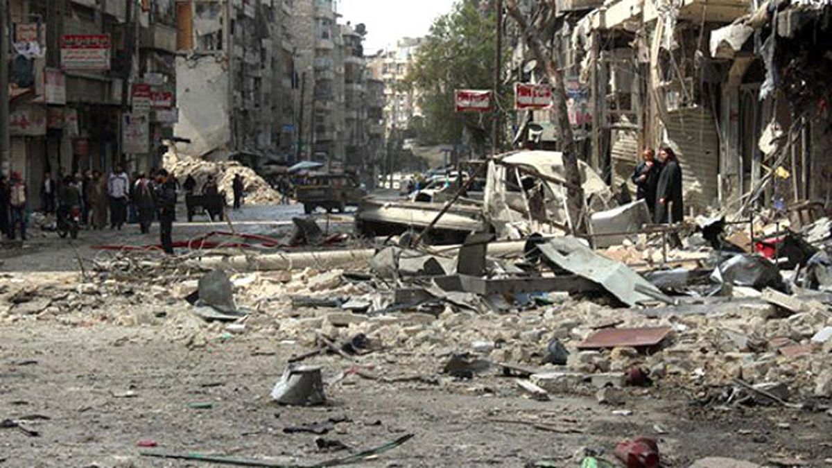 Suriye'de Korkulan Oluyor: 3 Günde 70 Bin Kişi Halep'ten Kaçtı