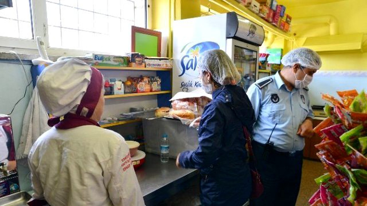 Tepebaşı Zabıta Ekiplerinden Okul Kantinlerine Denetim