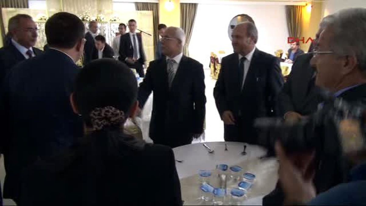 Yılmaz, Esnaflarla Bir Araya Geldi