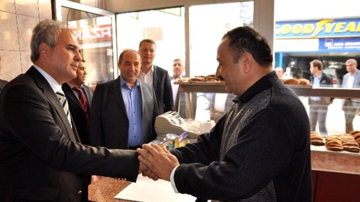 AK Parti Milletvekili Adayı Uysal: "Biz Yaptığımız İşi Kutlu Bir Dava Olarak Görüyoruz"