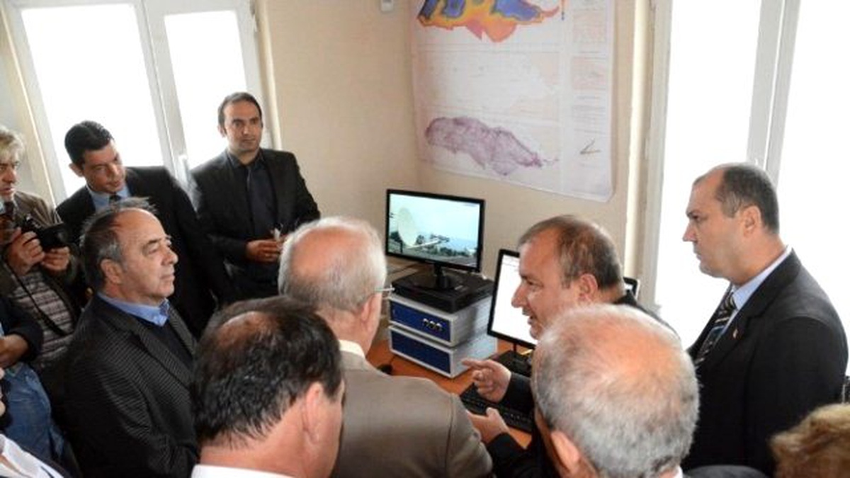 Başkan Eşkinat Deprem Öncü İşaretleri İzleme İstasyonu Açılışına Katıldı
