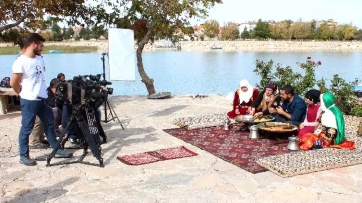 Beyşehir\'in Yöresel Lezzetleri Ada Üzerinde Görücüye Çıktı