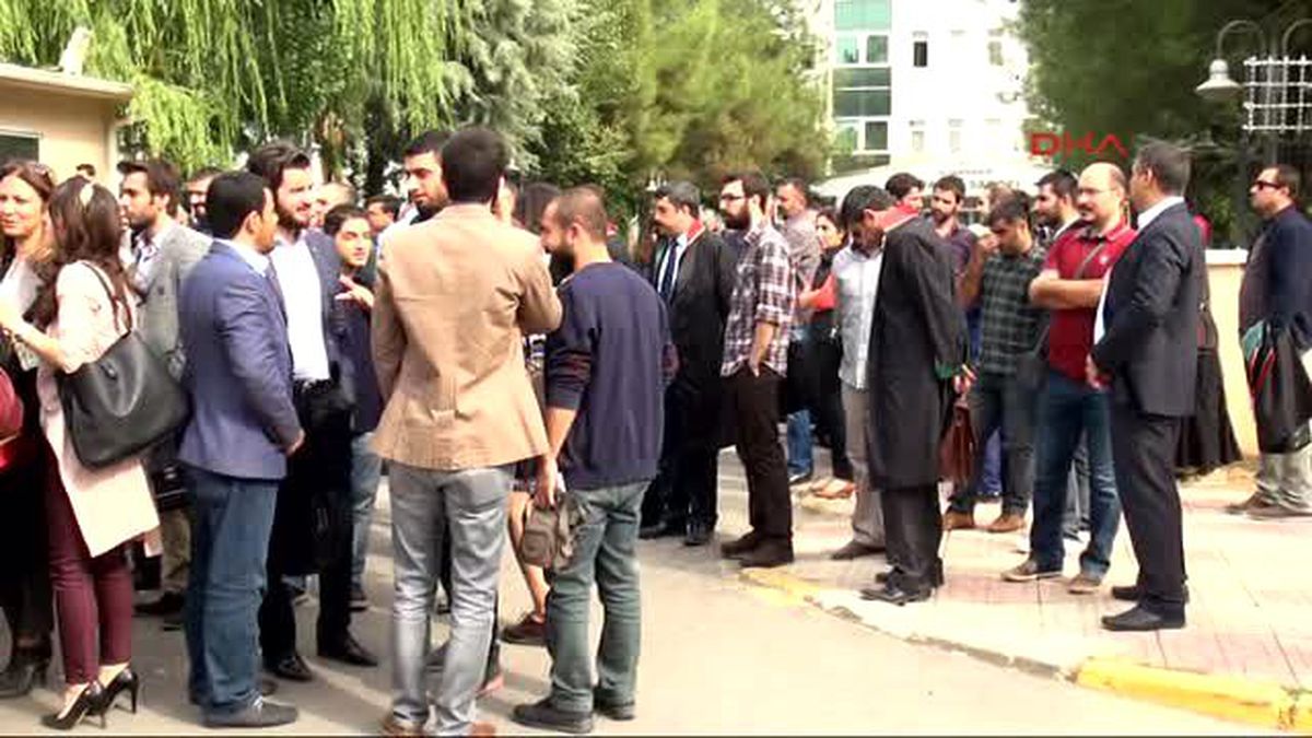 Diyarbakır Barosu Avukatlarından Elçi\'ye Destek