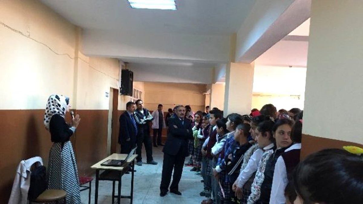 Erzurum\'da 300 Öğrenciye Hijyen Eğitimi Verildi