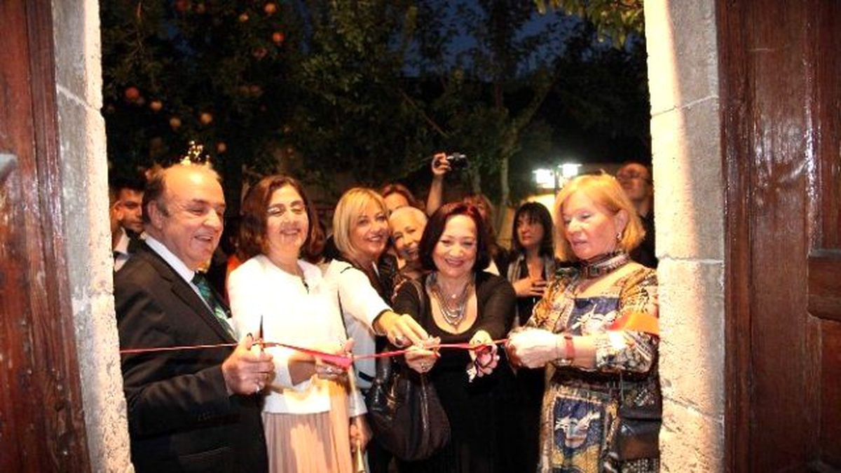 İstanbul Ütopya Sanat Atölyesi Sanatçılarından "Karma 2015" Sergisi