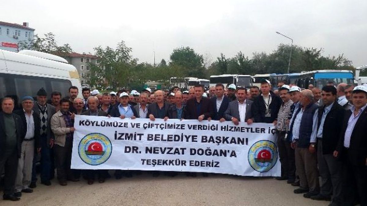 İzmitli Bin Kişi Bursa\'daki Fuarı Gezdi