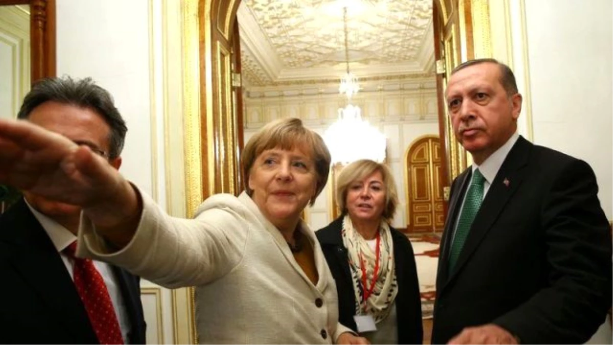 Merkel\'in Türkiye Ziyareti İngiliz Finansal Times\'i Üzdü